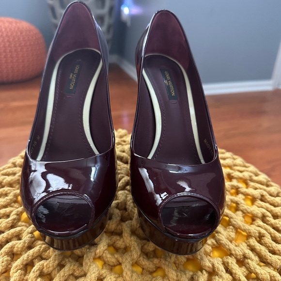 Louis Vutton pump - Picture 4 of 4